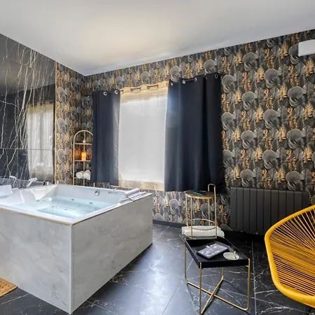 Apartment 90m2 Avec Jacuzzi Jardin Proche Paris Cdg *