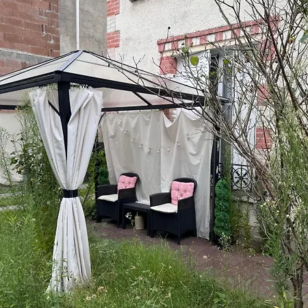90m2 Avec Jacuzzi Jardin Proche Paris Cdg